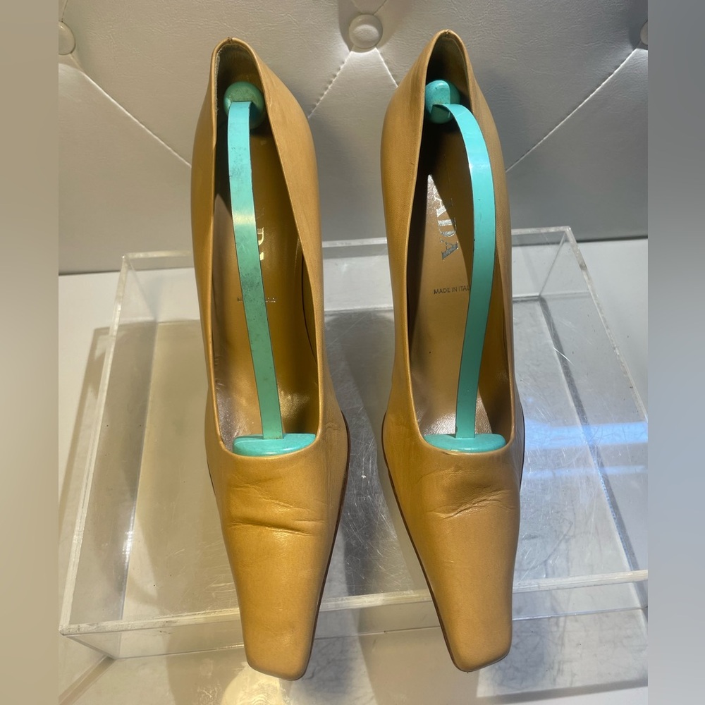 PRADA pumps Heels leather beige sz 40 made in italy